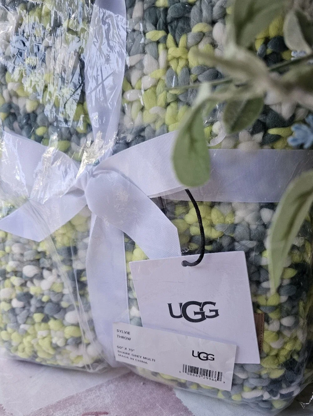 UGG nwt sylvie